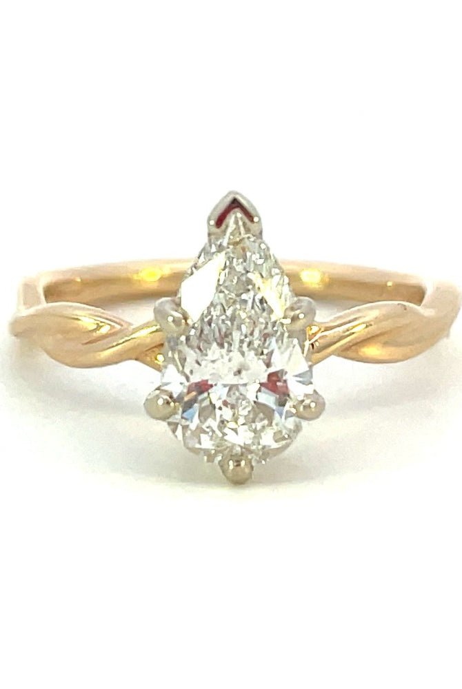 14KY Pear Shaped Diamond Engagement Ring 1.22 CT