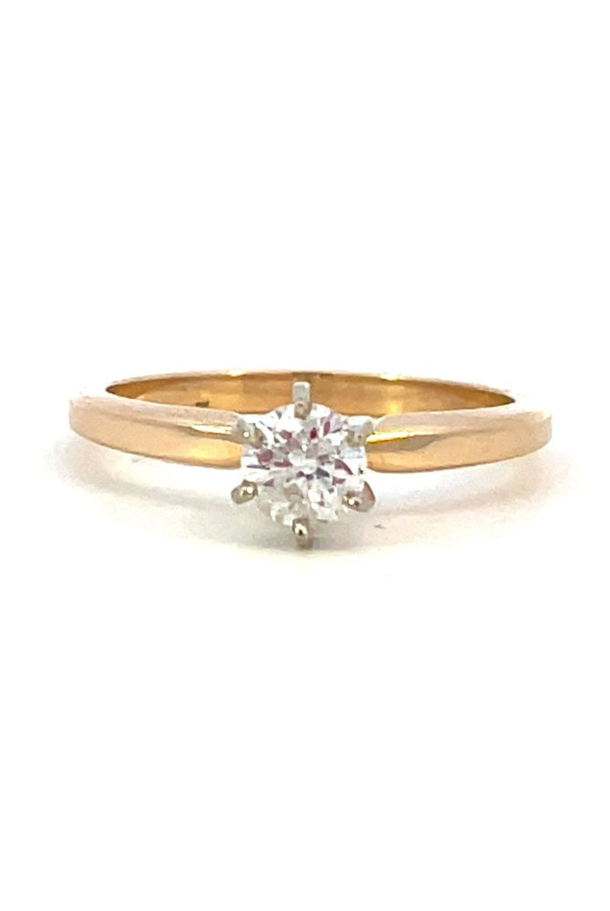 1/3 CT Round Brilliant Cut Diamond Solitaire Engagement Ring