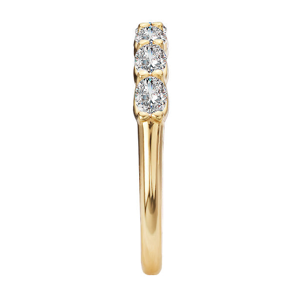 Oval Oval Shaped Diamond Staight Front Wedding Band
