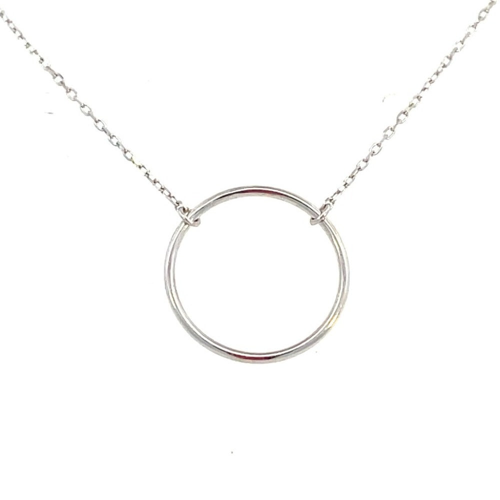 14K White Gold Circle Pendant | Aurelie Gi close up