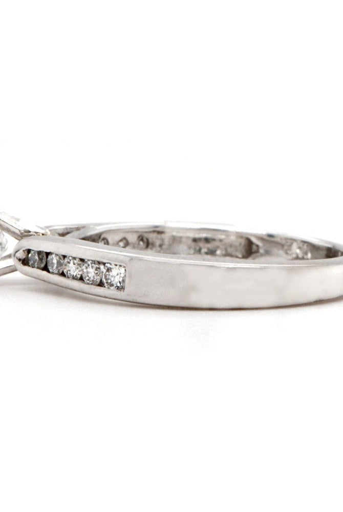 Oval Diamond Engagement Ring side 2