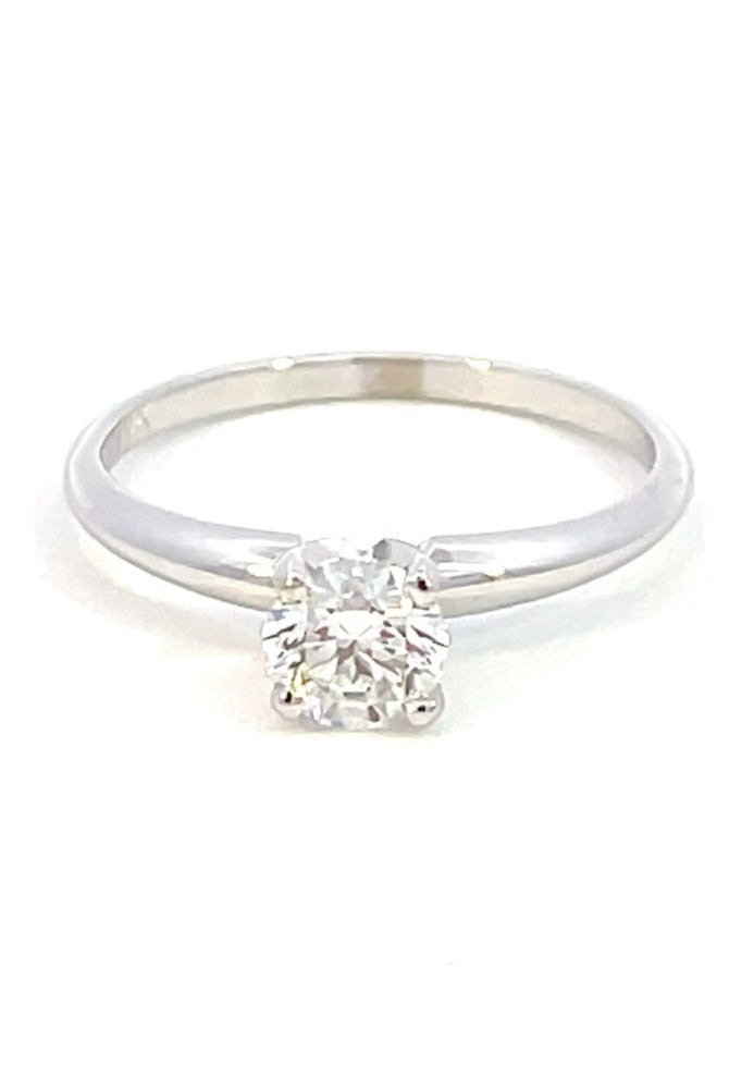 Lab Grown Diamond Solitaire Engagement Ring in white gold
