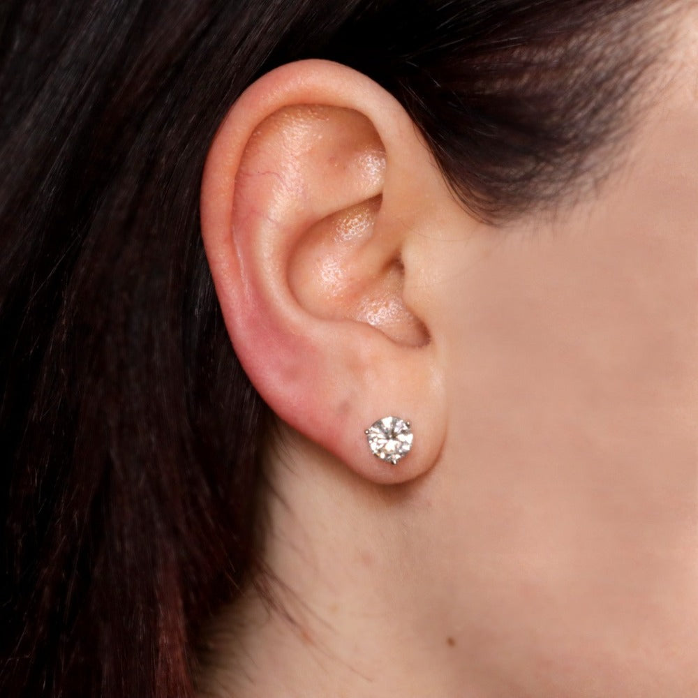 Diamond studs 2 ctw Clearance